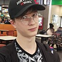 Знакомства: Михаил, 19 лет, Челябинск