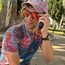 Знакомства: Илья, 33 года, Сухум