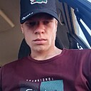 Знакомства: Иван, 22 года, Наровля