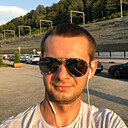 Знакомства: Максим, 32 года, Бобруйск