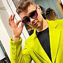 Знакомства: Виктор, 33 года, Петрозаводск