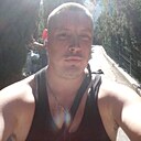 Знакомства: Ян, 35 лет, Ялта