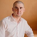 Знакомства: Игорь, 35 лет, Владивосток