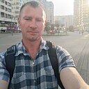 Знакомства: Максим, 37 лет, Барановичи