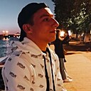 Знакомства: Олег, 24 года, Гатчина