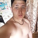 Знакомства: Андрей, 24 года, Москва