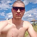 Знакомства: Максим, 22 года, Кулунда