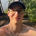 Знакомства: Артемий, 23 года, Ревда