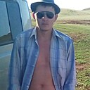 Знакомства: Виктор, 35 лет, Новосергиевка