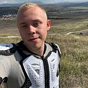 Знакомства: Даня, 23 года, Симферополь