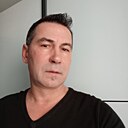 Знакомства: Liviu, 51 год, Botoșani