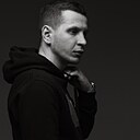 Знакомства: Павел, 32 года, Брюховецкая