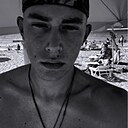 Знакомства: Александр, 23 года, Евпатория