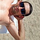 Знакомства: Ваня, 37 лет, Евпатория