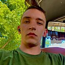 Знакомства: Максим, 23 года, Лозовая