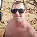 Знакомства: Денис, 41 год, Новомосковск