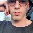 Знакомства: Дмитрий, 27 лет, Набережные Челны