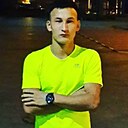 Знакомства: Арман, 30 лет, Мерке