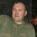 Знакомства: Кирилл, 37 лет, Белгород