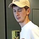 Знакомства: Саша, 24 года, Москва