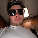 Знакомства: Денис, 23 года, Челябинск