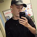 Знакомства: Денис, 29 лет, Москва