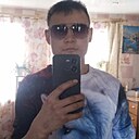 Знакомства: Ruslan, 22 года, Ханты-Мансийск