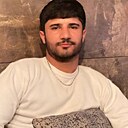 Знакомства: Amil, 26 лет, Баку