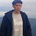 Знакомства: Игорь, 31 год, Братск