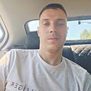 Знакомства: Виталий, 31 год, Ивье