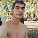 Знакомства: Максим, 31 год, Павлоград