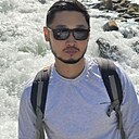 Знакомства: Макс, 28 лет, Бишкек