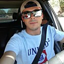 Знакомства: Максим, 28 лет, Караганда