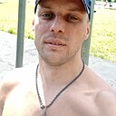 Знакомства: Кирилл, 38 лет, Великие Луки