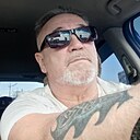 Знакомства: Олег, 62 года, Владивосток