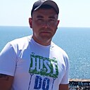Знакомства: Артём, 37 лет, Псков