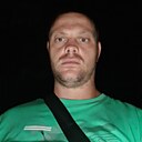 Знакомства: Adyftw, 32 года, Brăila