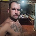Знакомства: Денис, 33 года, Петриков