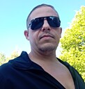 Знакомства: Виктор, 38 лет, Каменногорск