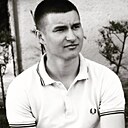 Знакомства: Денис, 41 год, Симферополь