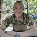 Знакомства: Миша, 28 лет, Альметьевск
