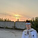 Знакомства: Гоша, 20 лет, Новомосковск