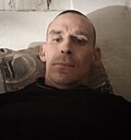 Знакомства: Александр, 31 год, Глазов