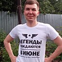 Знакомства: Евгений, 26 лет, Пласт