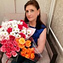 Знакомства: Лара, 43 года, Тюмень