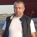 Знакомства: Макс, 38 лет, Чегдомын