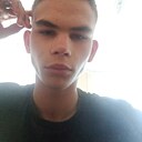Знакомства: Дмитрий, 20 лет, Мосты