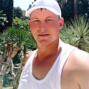 Знакомства: Рустам, 36 лет, Месягутово