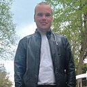 Знакомства: Денис, 39 лет, Евпатория