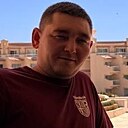 Знакомства: Денис, 37 лет, Усинск